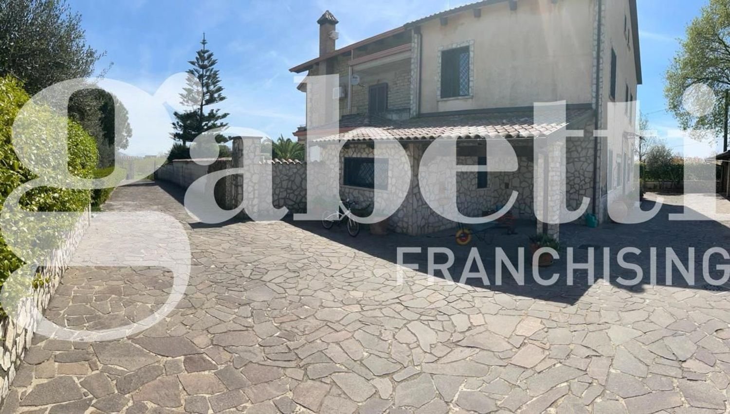 6 rooms Villa in Carinola, Italy No. 32865