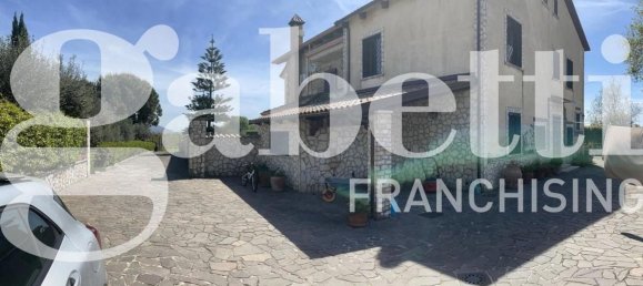 6 rooms Villa in Carinola, Italy No. 32865 7