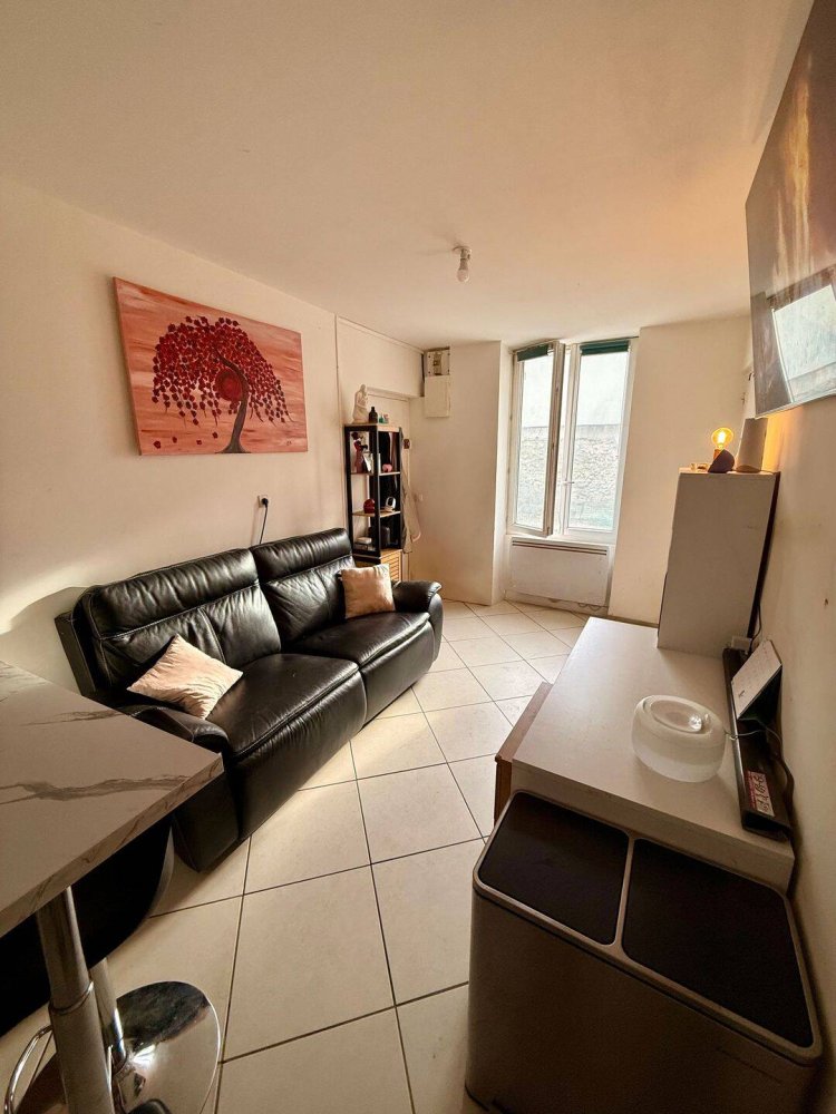 Квартира с 1 спальней в Кле-Суйи, Франция № 328066