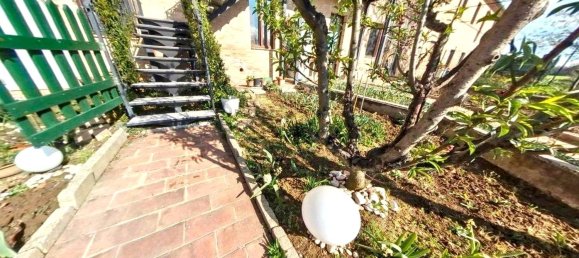 2 bedrooms Apartment in Monte Roberto, Italy No. 293120 2