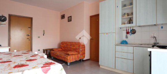 2 bedrooms Apartment in Martinsicuro, Italy No. 318063 2