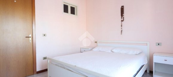 2 bedrooms Apartment in Martinsicuro, Italy No. 318063 10