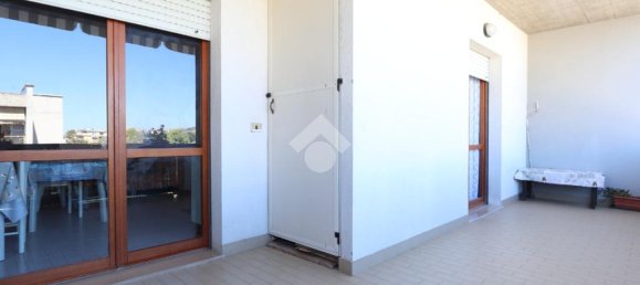 2 bedrooms Apartment in Martinsicuro, Italy No. 318063 5