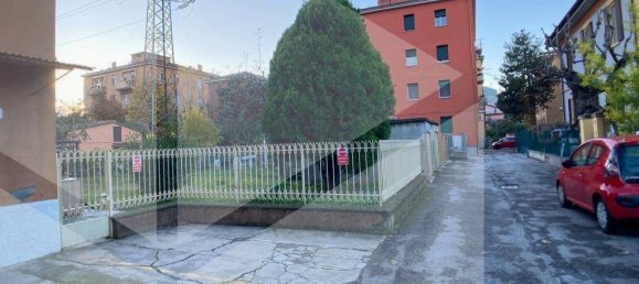 Apartamento de 2 dormitorios en Bologna, Italy No. 321305 3