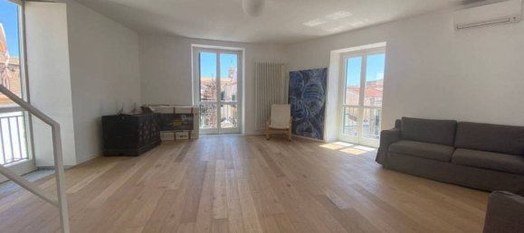 3 bedrooms Apartment in Palermo, Italy No. 68419 8