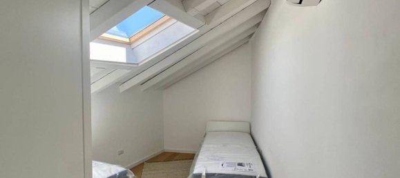 3 bedrooms Apartment in Palermo, Italy No. 68419 14