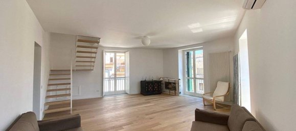 3 bedrooms Apartment in Palermo, Italy No. 68419 7