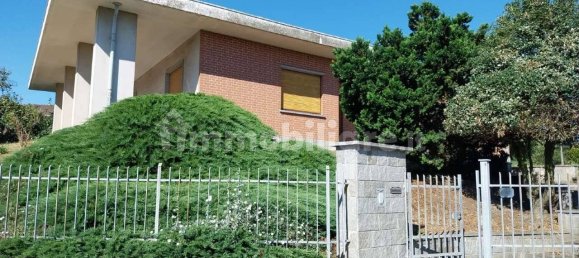 3 bedrooms Villa in Racconigi, Italy No. 350537 2