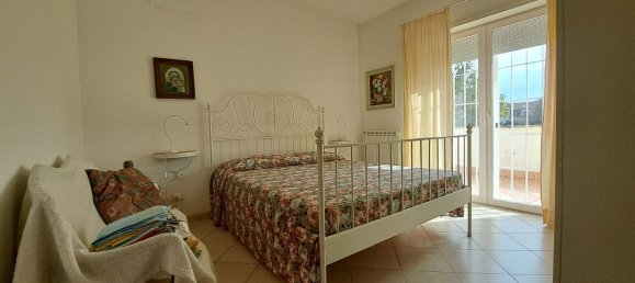 5 rooms House in Anzio, Italy No. 189250 6