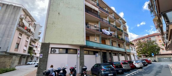 2 rooms Apartment in Albisola Superiore, Italy No. 319289 3