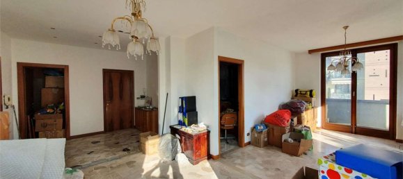 3-salle Appartement à Como, Italy No. 183073 43