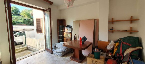 3-salle Appartement à Como, Italy No. 183073 2