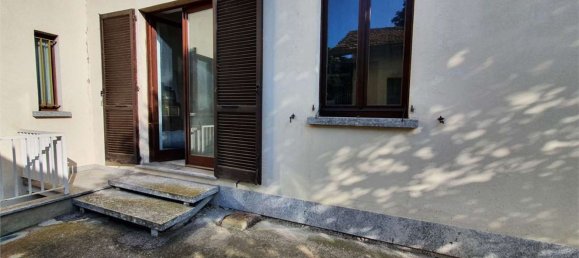 3-salle Appartement à Como, Italy No. 183073 18