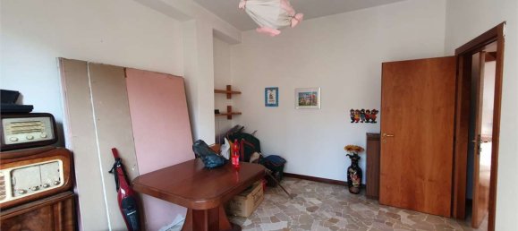 3-salle Appartement à Como, Italy No. 183073 53