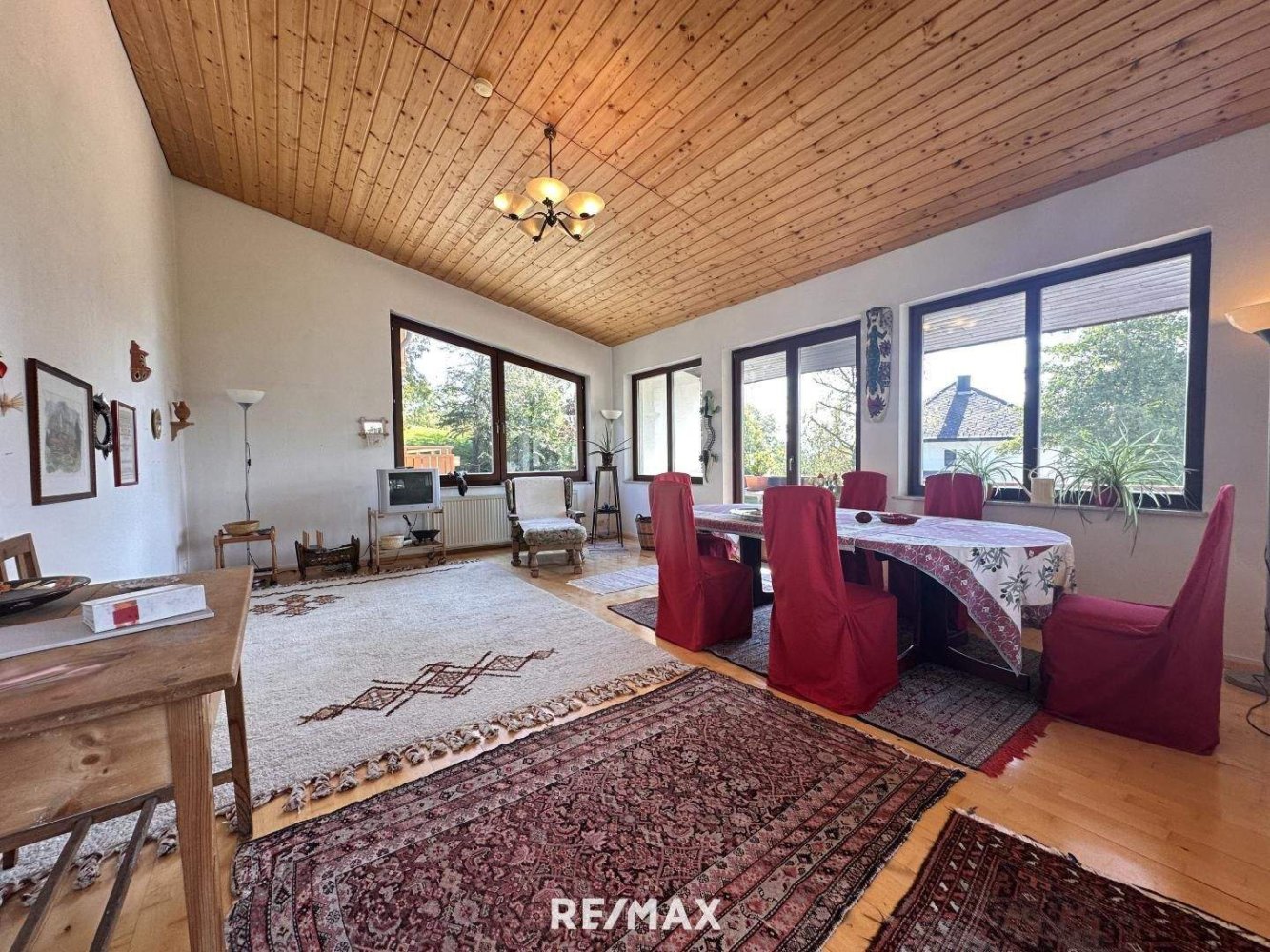 6 rooms Bungalow in Klagenfurt am Worthersee, Austria No. 255446