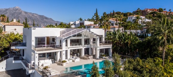 6 bedrooms Villa in Marbella, Spain No. 87400 17