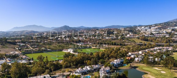 6 bedrooms Villa in Marbella, Spain No. 87400 11