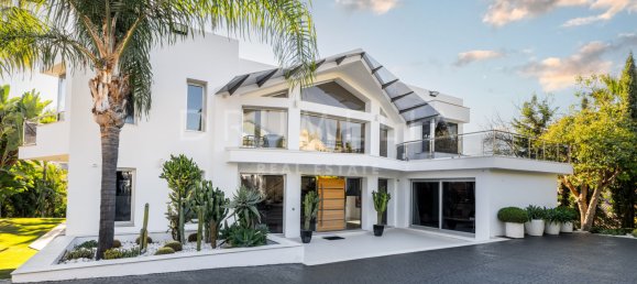 6 bedrooms Villa in Marbella, Spain No. 87400 20