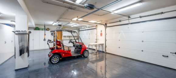 6 bedrooms Villa in Marbella, Spain No. 87400 7