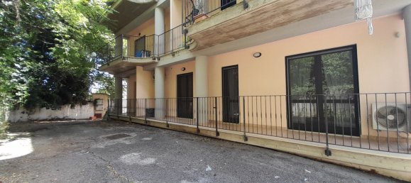 6 rooms Apartment in Loreto Aprutino, Italy No. 171629 33