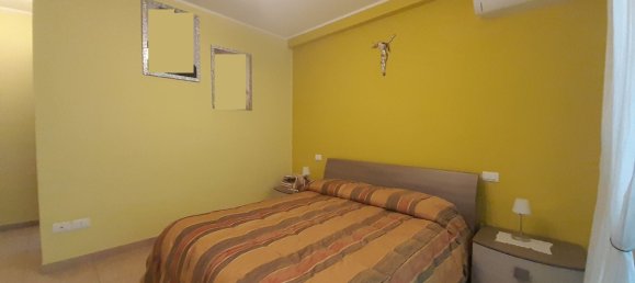 6 rooms Apartment in Loreto Aprutino, Italy No. 171629 14