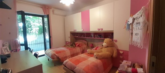 6 rooms Apartment in Loreto Aprutino, Italy No. 171629 19