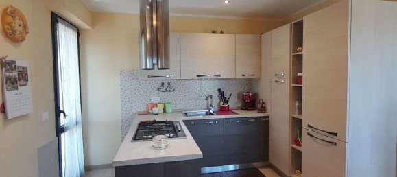 6 rooms Apartment in Loreto Aprutino, Italy No. 171629 6