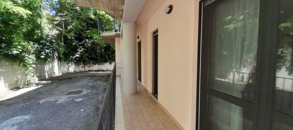 6 rooms Apartment in Loreto Aprutino, Italy No. 171629 18