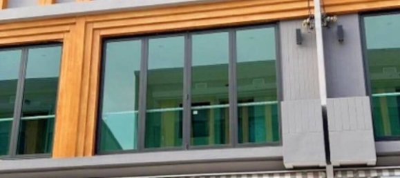 4 bedrooms Bungalow in Prawet, Thailand No. 15159 2