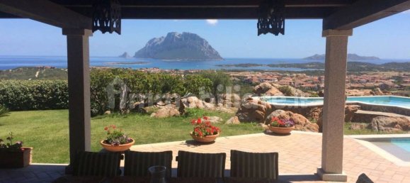 6 bedrooms Villa in Loiri Porto San Paolo, Italy No. 58751 10