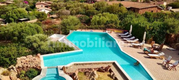 6 bedrooms Villa in Loiri Porto San Paolo, Italy No. 58751 3