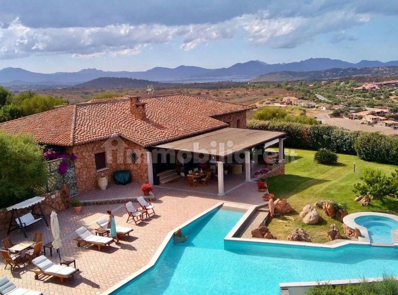 6 bedrooms Villa in Loiri Porto San Paolo, Italy No. 58751