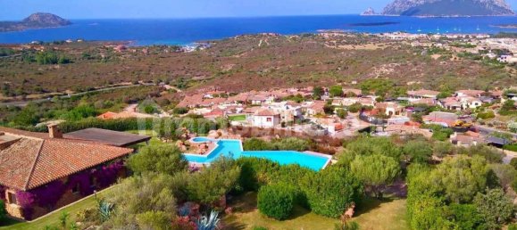 6 bedrooms Villa in Loiri Porto San Paolo, Italy No. 58751 2