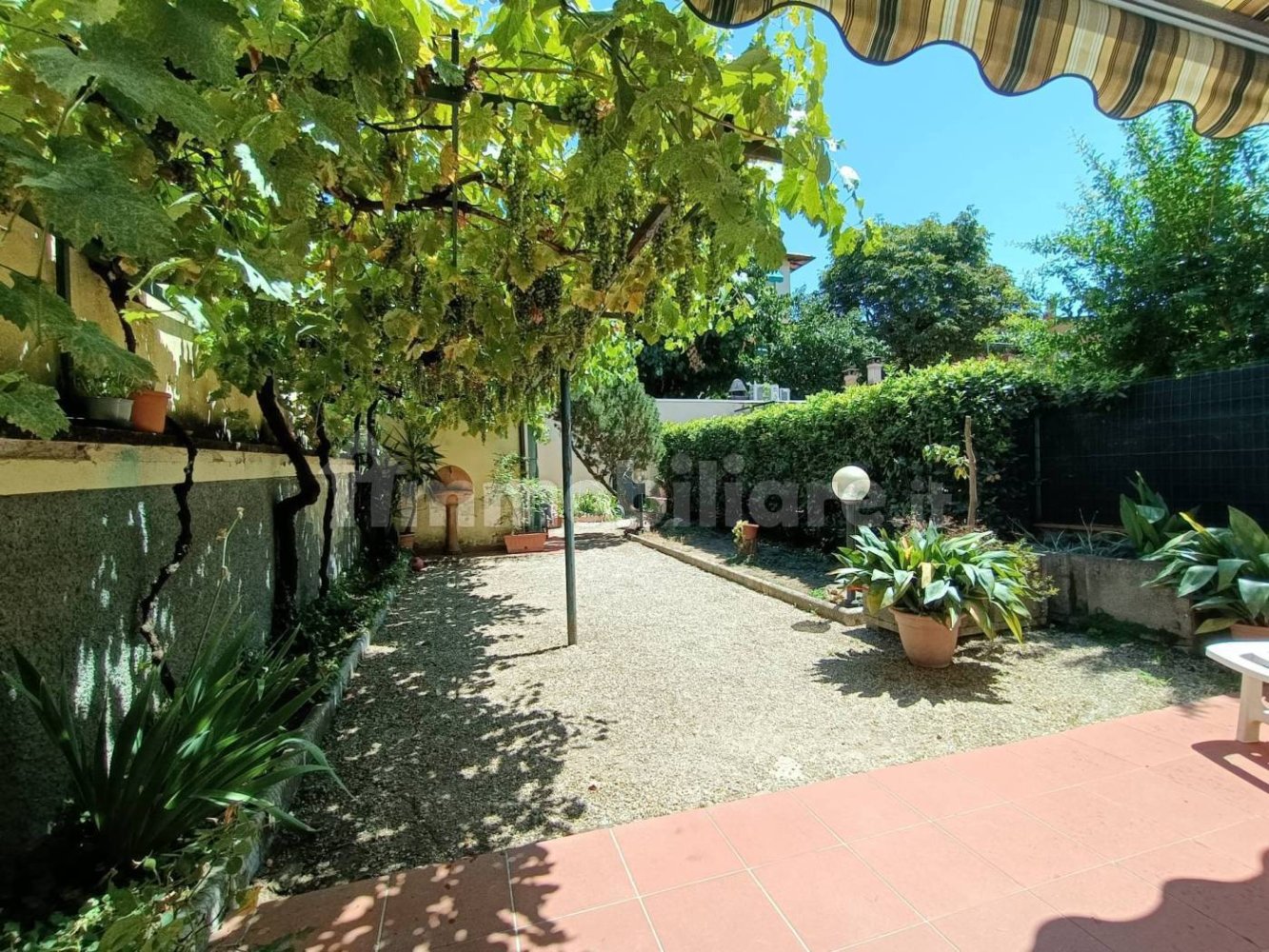 3 bedrooms House in Florence, Italy No. 361836