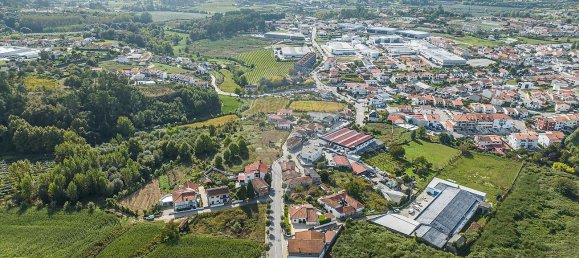 2 bedrooms House in Felgueiras, Portugal No. 22046 4