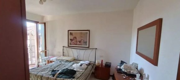 3-salle Appartement à Cirimido, Italy No. 8363 20