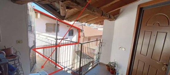 3-salle Appartement à Cirimido, Italy No. 8363 14