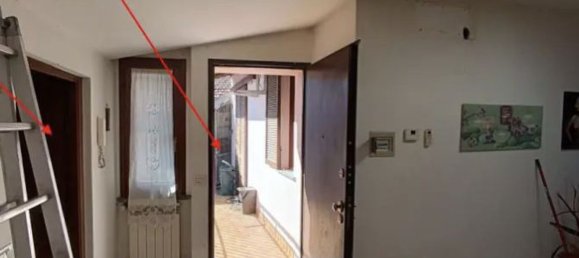 3-salle Appartement à Cirimido, Italy No. 8363 24