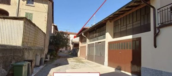 3-salle Appartement à Cirimido, Italy No. 8363 15