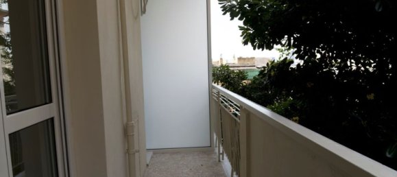 Estudio en Genoa, Italy No. 287205 2