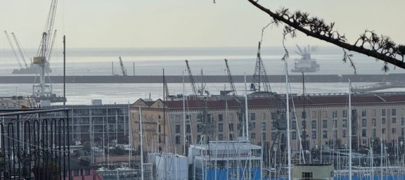 Estudio en Genoa, Italy No. 287205 16