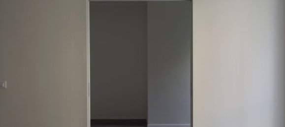 Estudio en Genoa, Italy No. 287205 12