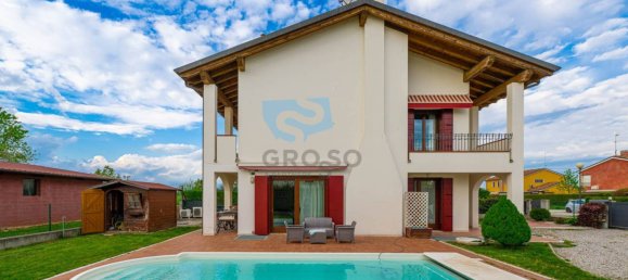 3 bedrooms Villa in Ponzano Veneto, Italy No. 260308 3