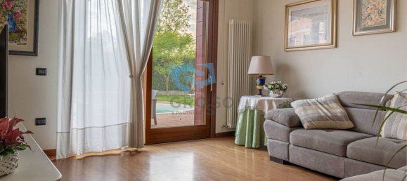 3 bedrooms Villa in Ponzano Veneto, Italy No. 260308 8