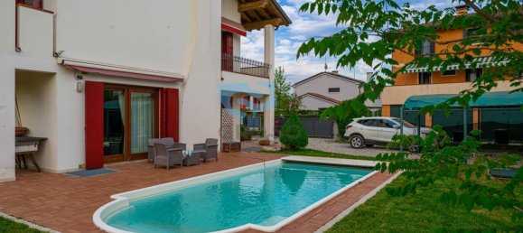 3 bedrooms Villa in Ponzano Veneto, Italy No. 260308 4