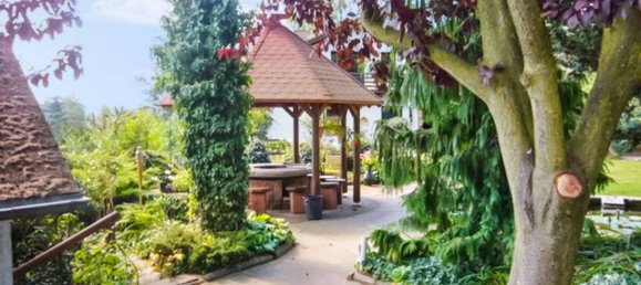 8 rooms Townhouse in Kaiserslautern, Germany No. 149437 3