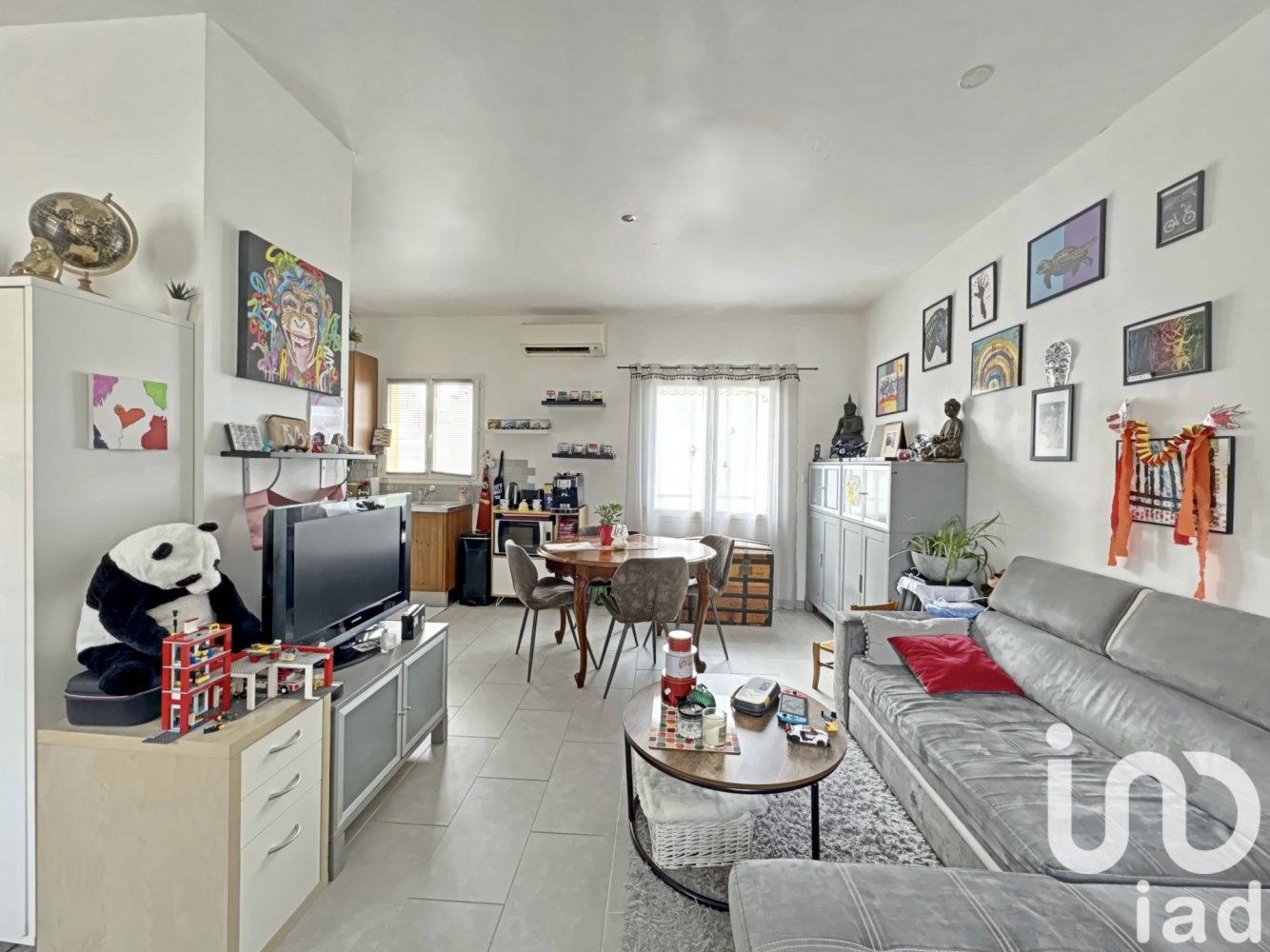 Apartamento de 2 dormitorios en Martigues, France No. 200375