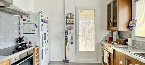 Apartamento de 2 dormitorios en Martigues, France No. 200375 2