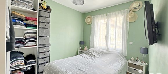 Apartamento de 2 dormitorios en Martigues, France No. 200375 5