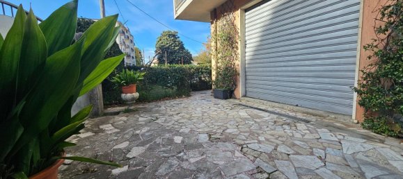 6-Zimmer Haus in Sarzana, Italy, Nr. 85525 38